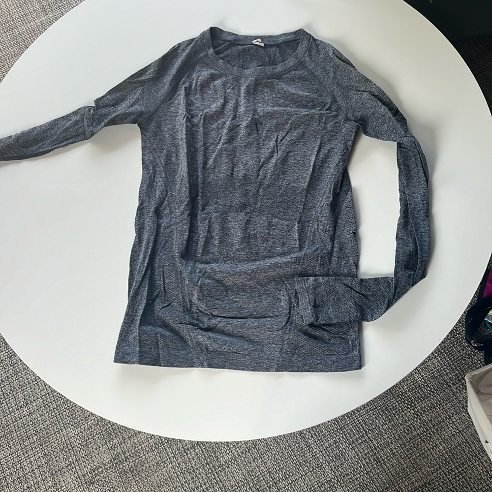 Athleta size SMALL long sleeve